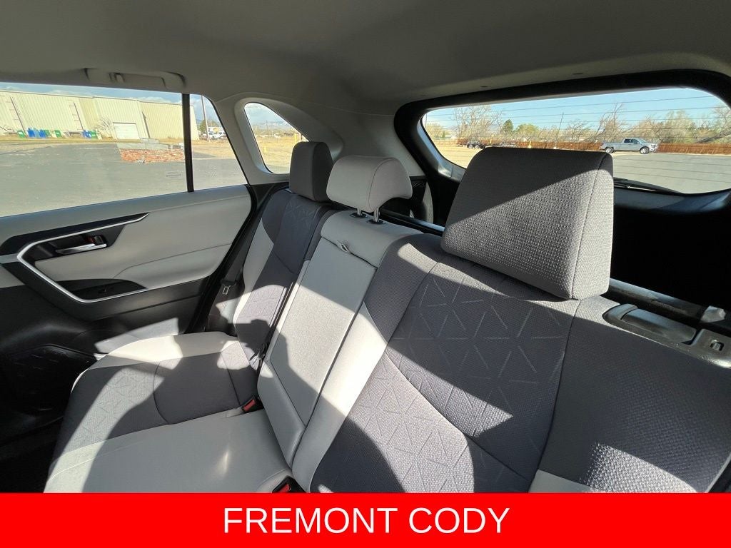 2023 Toyota RAV4 Hybrid XLE