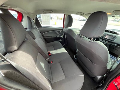 2015 Toyota Yaris L