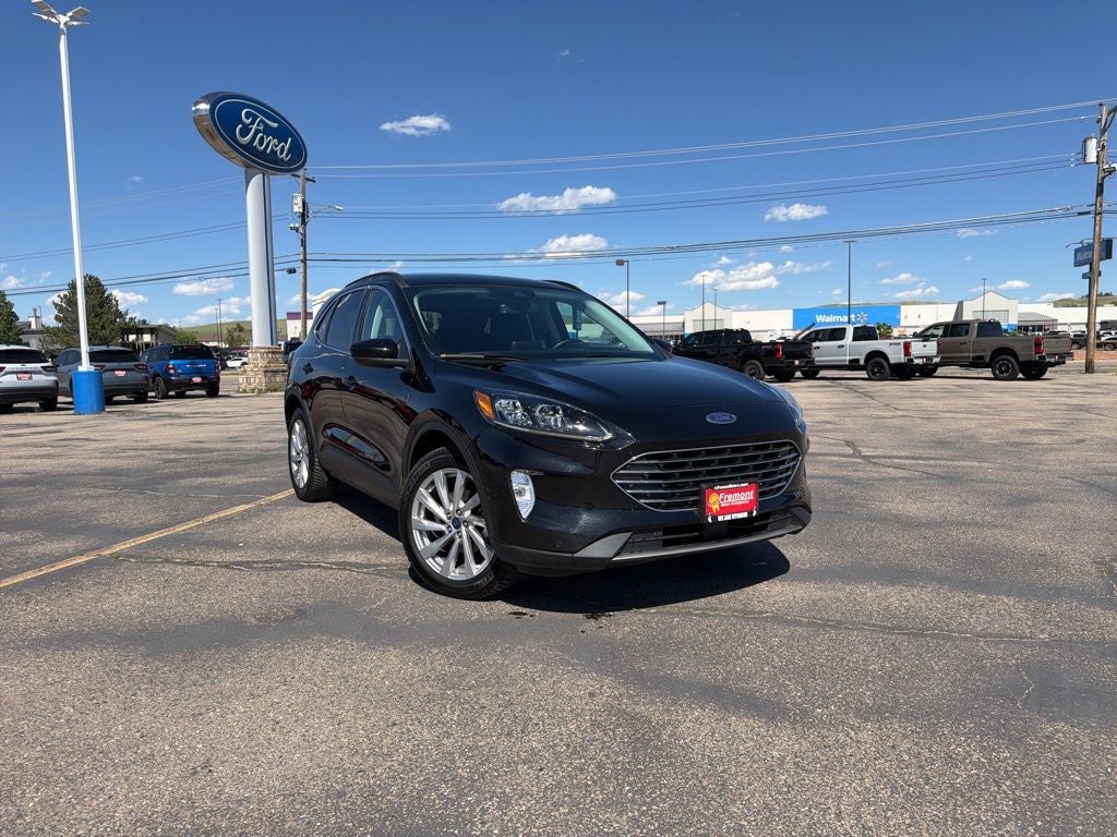 2022 Ford Escape Hybrid Titanium