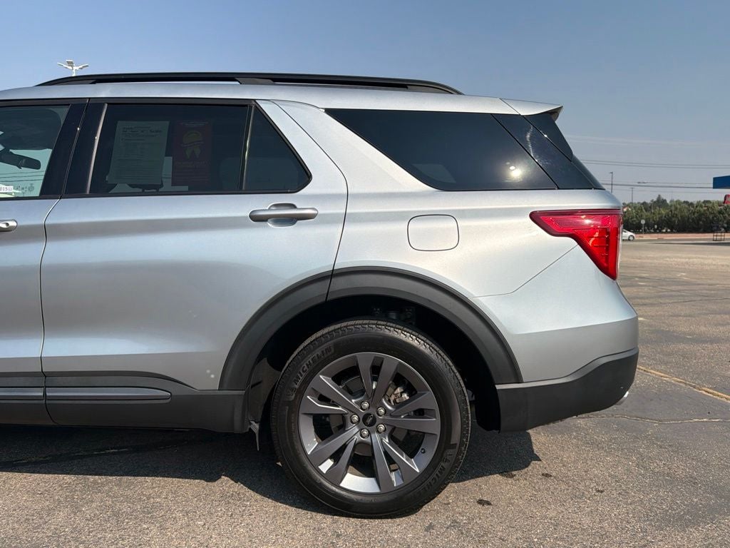 2023 Ford Explorer XLT Sport