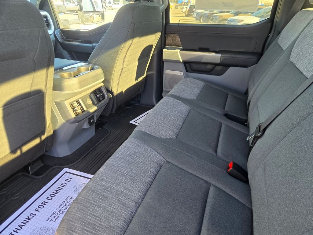 2026 Ford F-250SD XLT Premium Black Appearance Pkg.