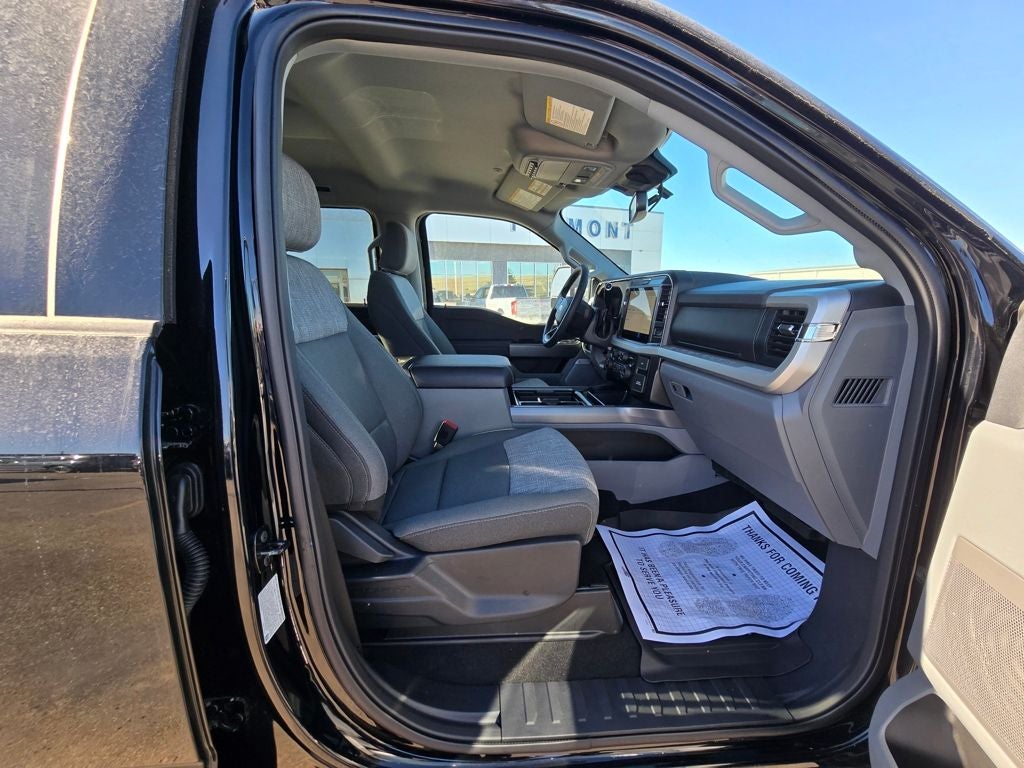 2026 Ford F-250SD XLT Premium Black Appearance Pkg.