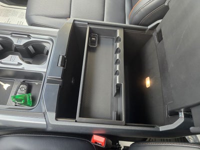 2026 Ford F-350SD Lariat Black Appearance Pkg.