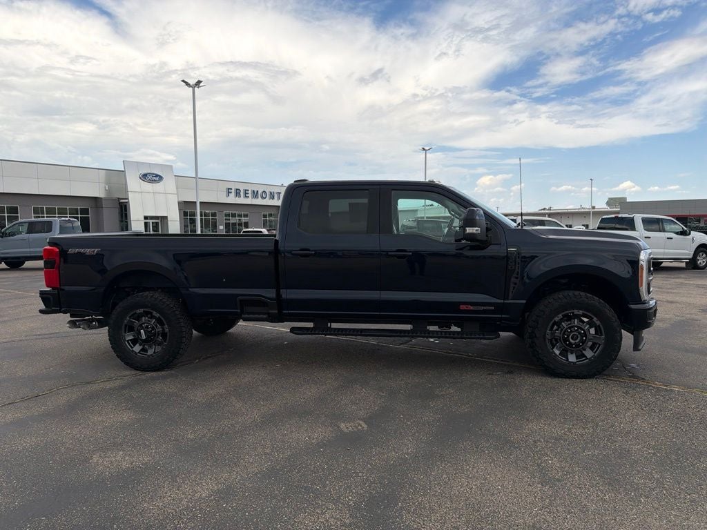 2023 Ford F-350SD Lariat Sport