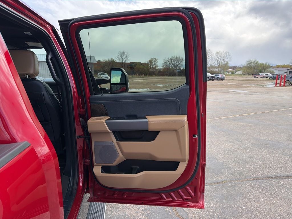 2024 Ford F-350SD Lariat