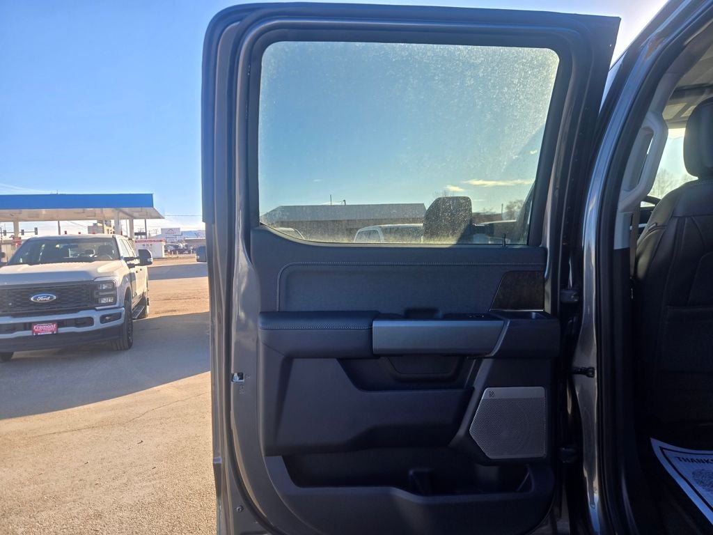 2026 Ford F-350SD Lariat