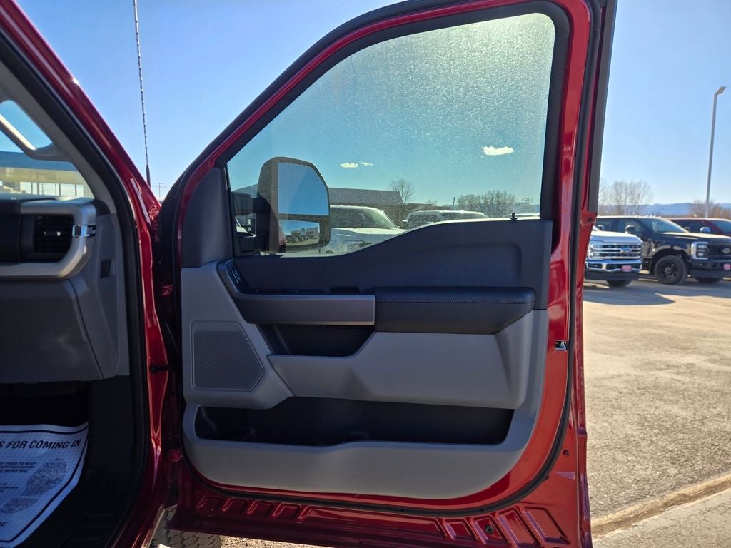 2026 Ford F-350SD XLT