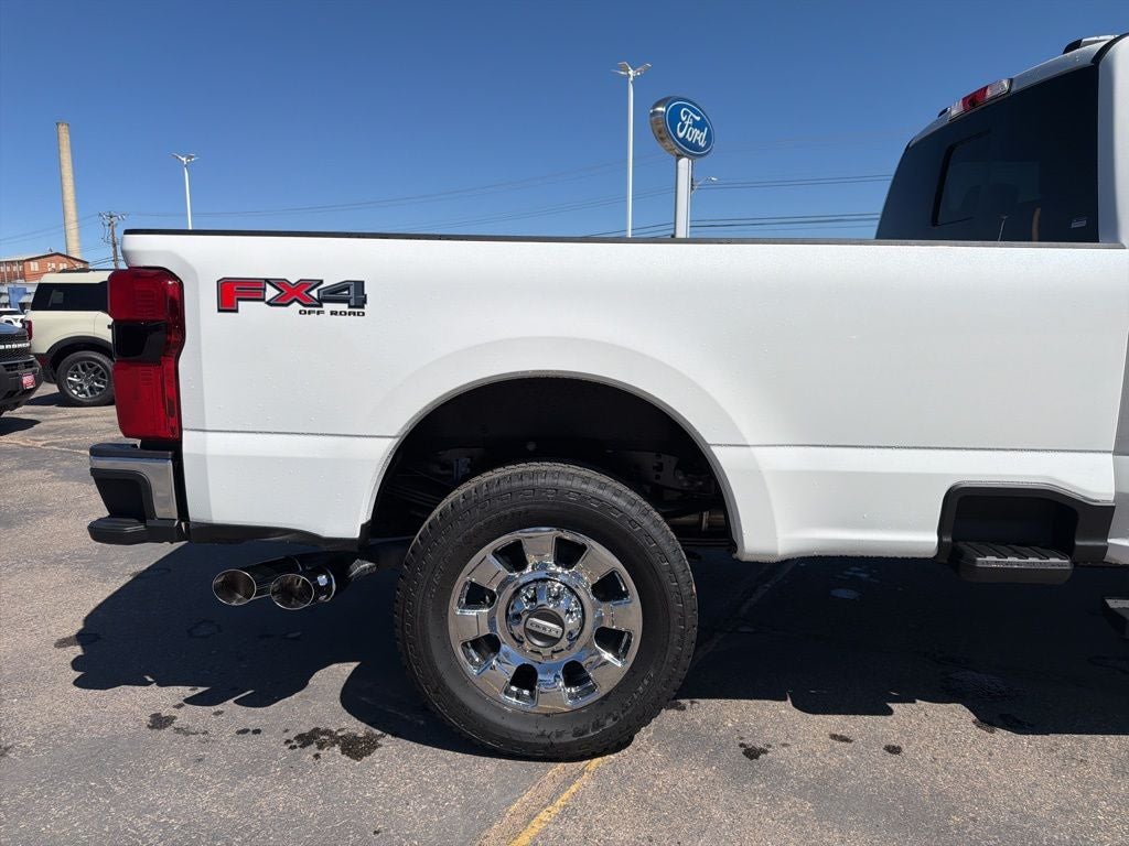 2026 Ford F-350SD Lariat