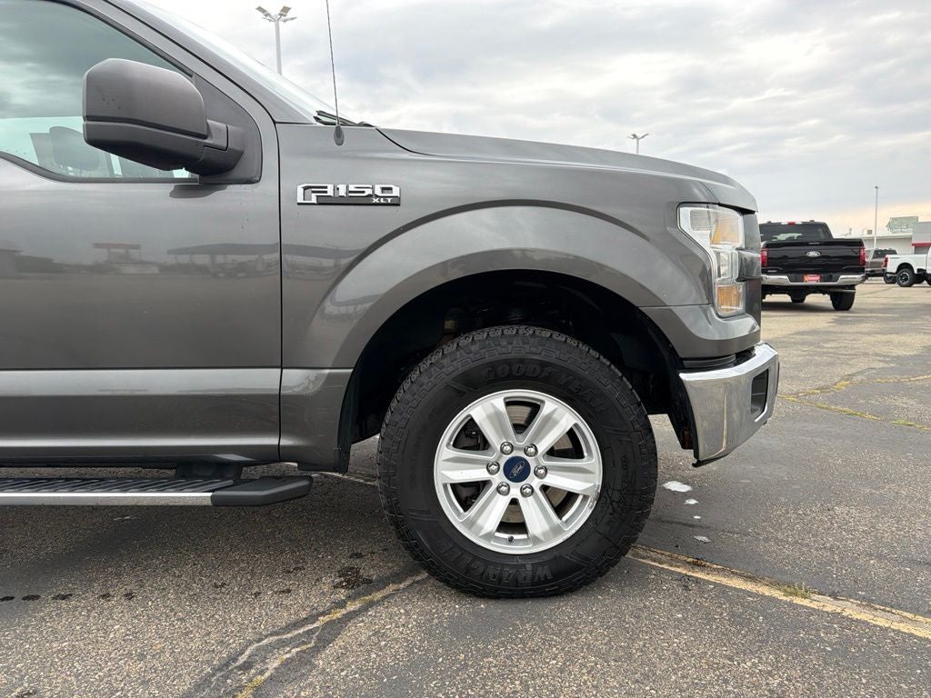 2015 Ford F-150 Base