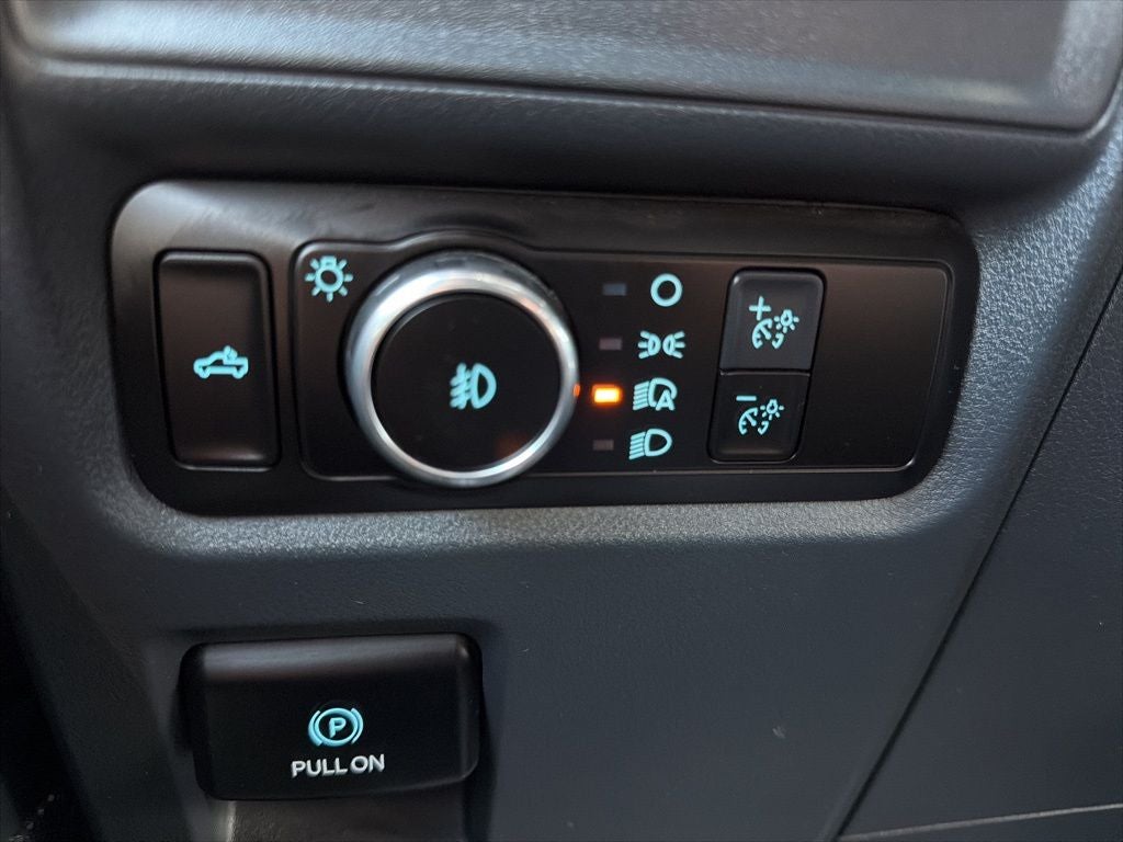 2022 Ford F-150 XL STX