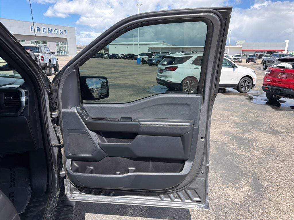 2022 Ford F-150 XL STX