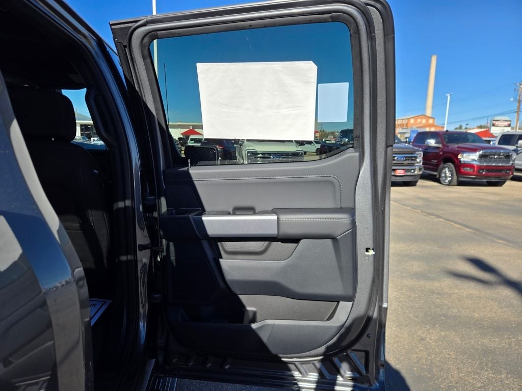 2025 Ford F-150 XLT Black Appearance Package