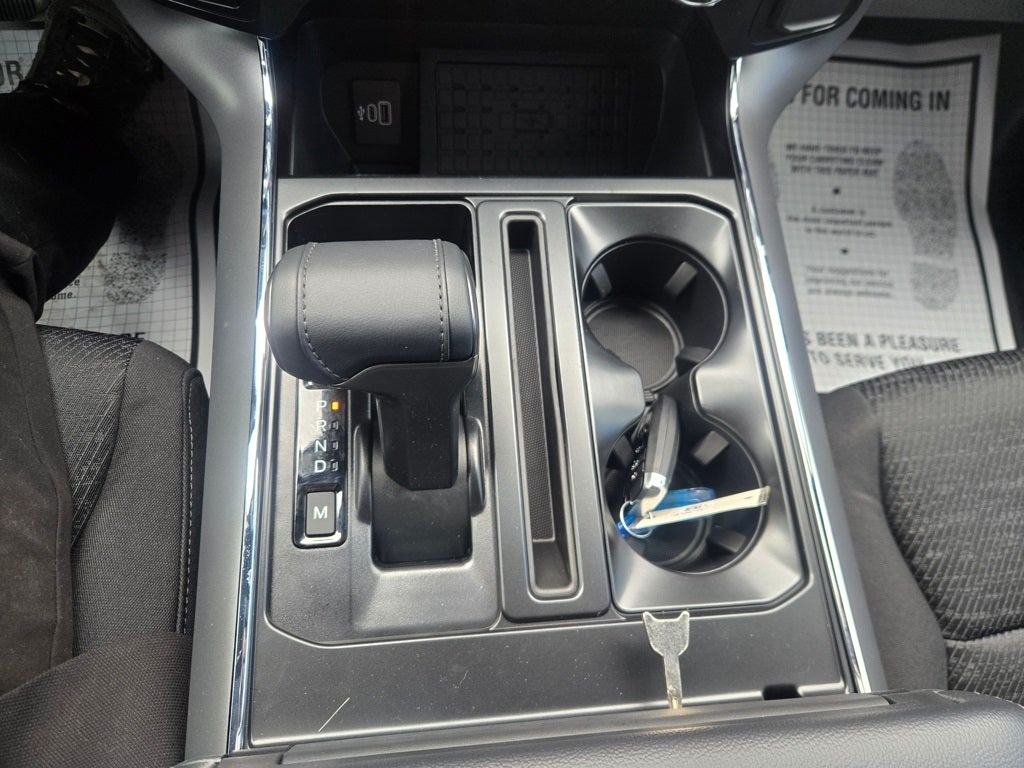 2025 Ford F-150 XLT Black Appearance Package