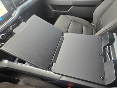 2025 Ford F-150 XLT Black Appearance Package