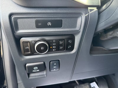 2025 Ford F-150 Lariat Black Appearance Pkg.