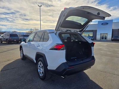 2025 Toyota RAV4 LE