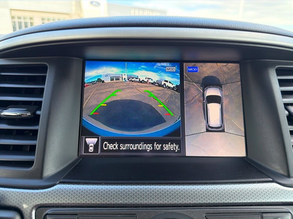 2020 Nissan Pathfinder SL