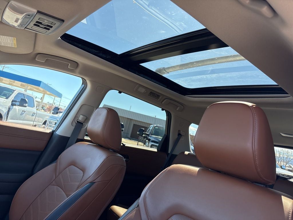 2023 Nissan Pathfinder Platinum