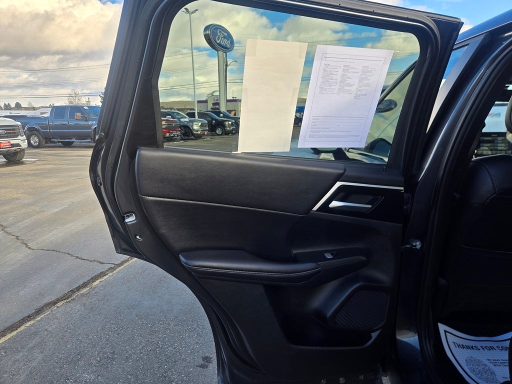 2024 Mitsubishi Outlander SE