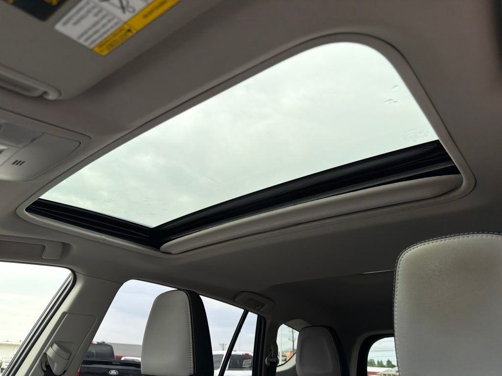 2018 Toyota RAV4 Hybrid XLE