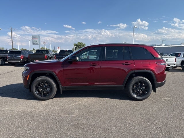 2025 Jeep Grand Cherokee Base