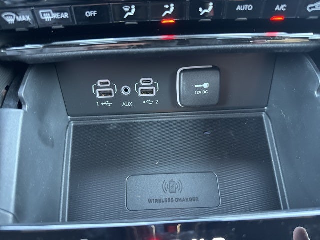 2025 Jeep Grand Cherokee Base