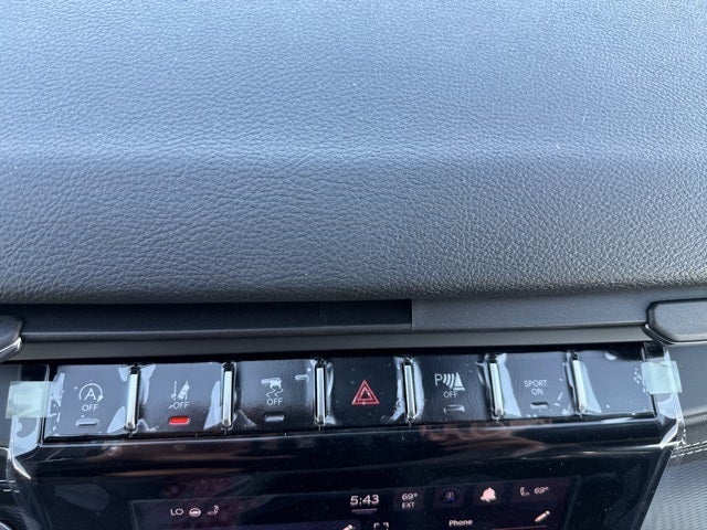 2025 Jeep Grand Cherokee Base