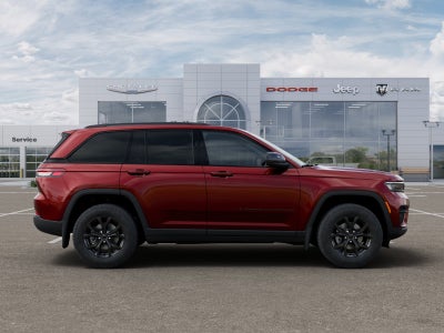 2025 Jeep Grand Cherokee Base