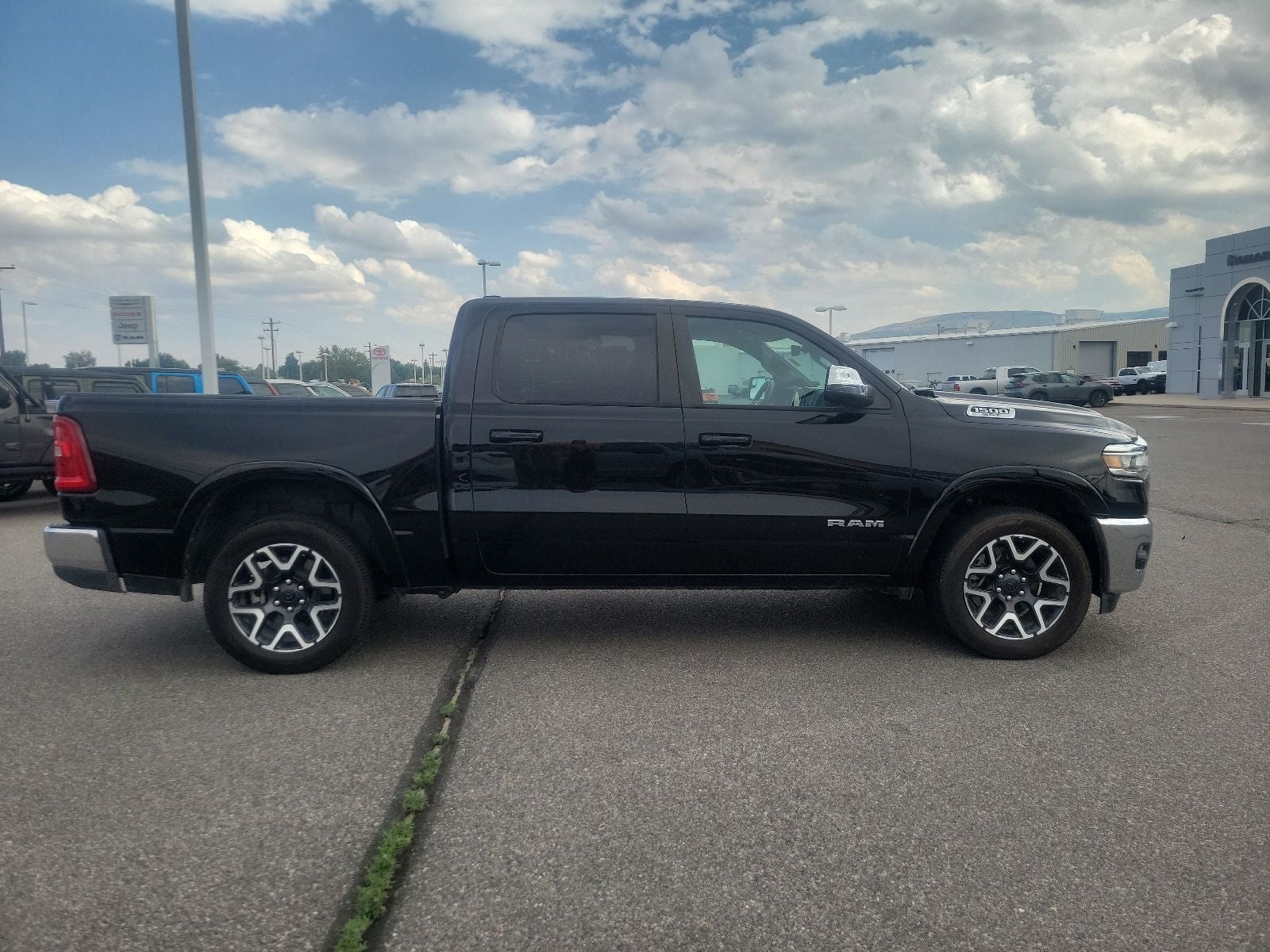 2025 RAM 1500 Laramie