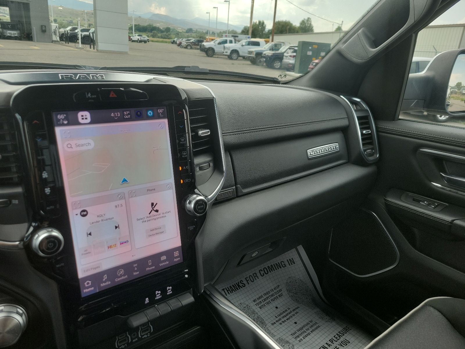 2025 RAM 1500 Laramie