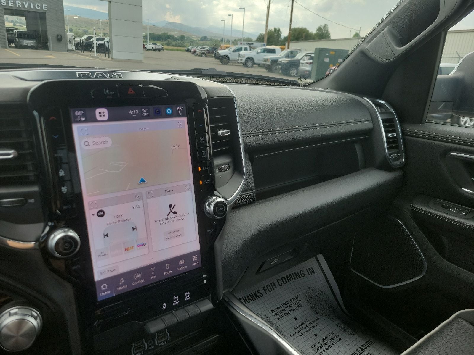 2025 RAM 1500 Laramie