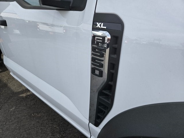 2025 Ford F-550SD XL DRW
