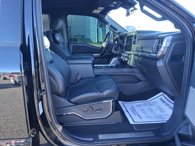 2025 Ford F-350SD Platinum