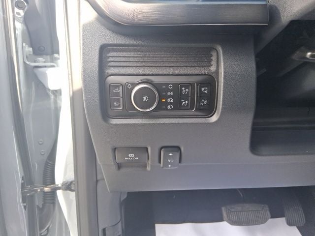 2026 Ford F-350SD Lariat Black Appearance Pkg