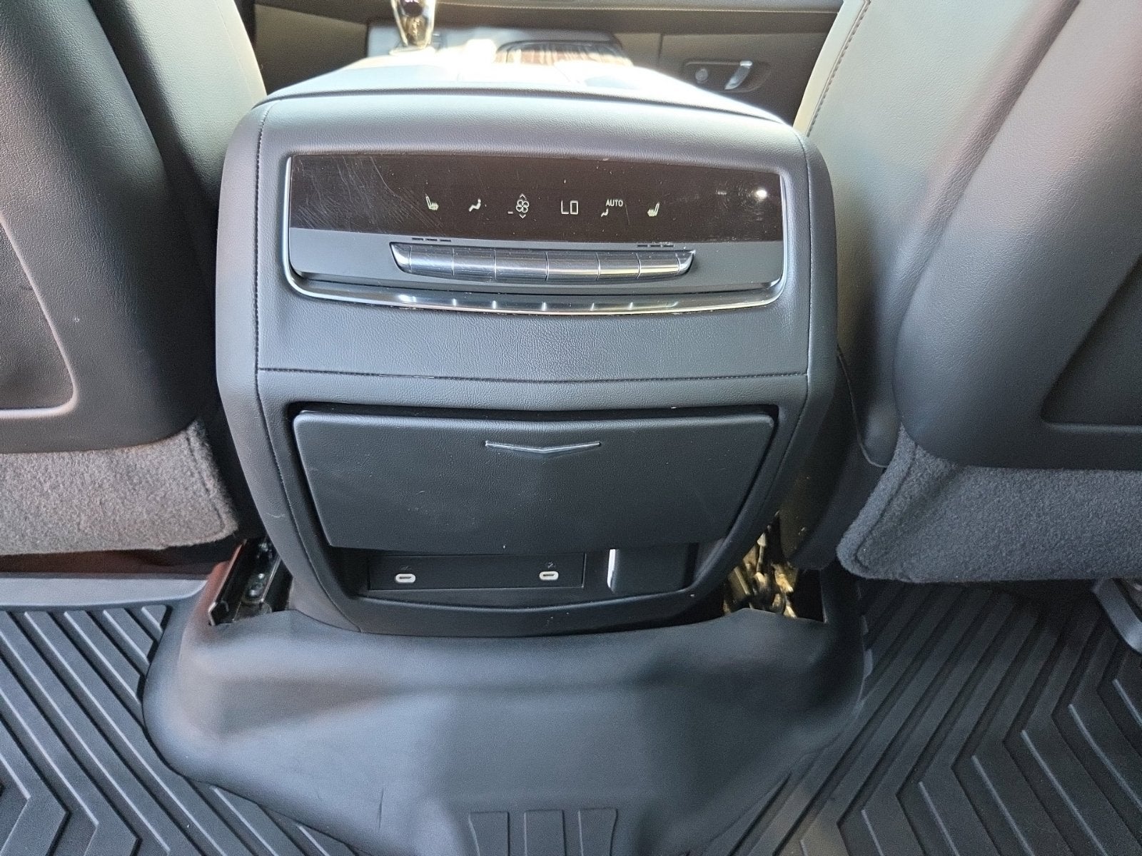 2023 Cadillac Escalade 4WD Sport