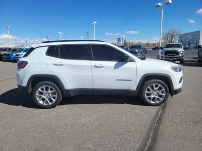 2024 Jeep Compass Latitude Lux