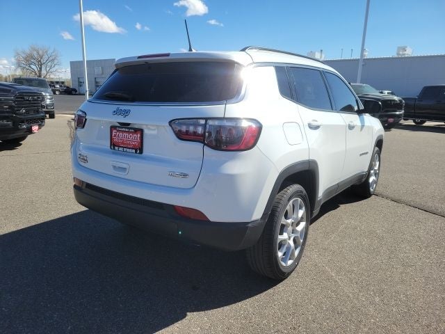 2024 Jeep Compass Latitude Lux