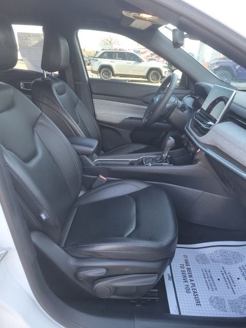 2024 Jeep Compass Latitude Lux