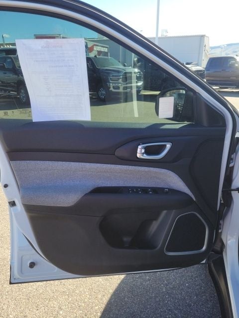 2024 Jeep Compass Latitude Lux