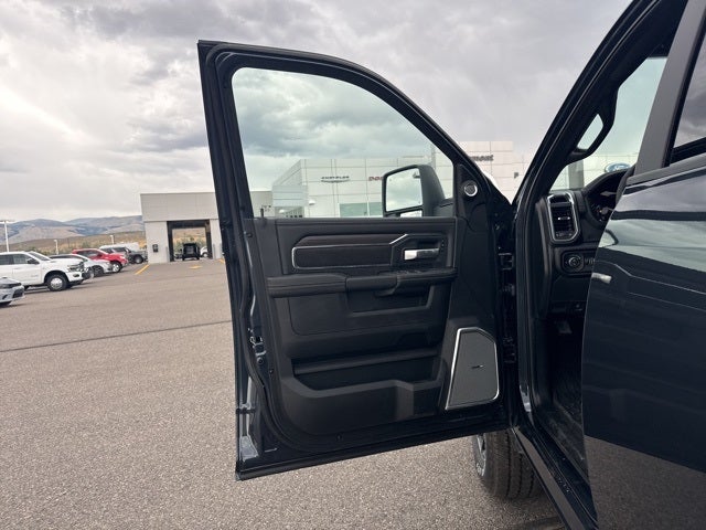 2025 RAM 3500 Laramie