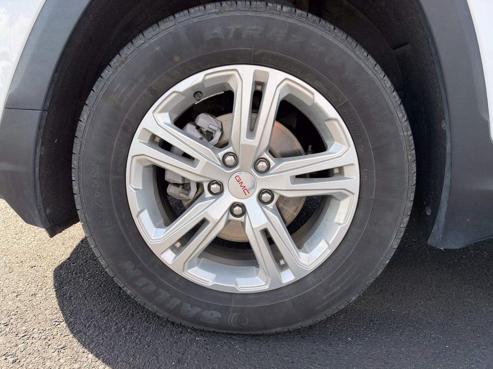2024 GMC Terrain AWD SLE