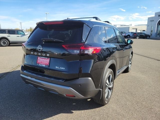 2023 Nissan Rogue SL