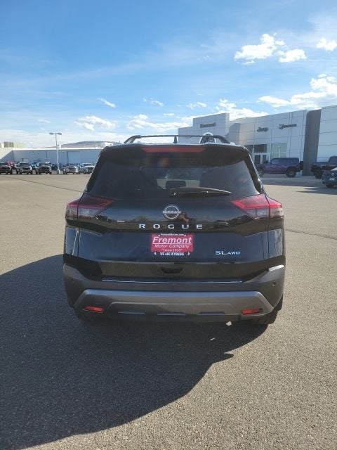 2023 Nissan Rogue SL