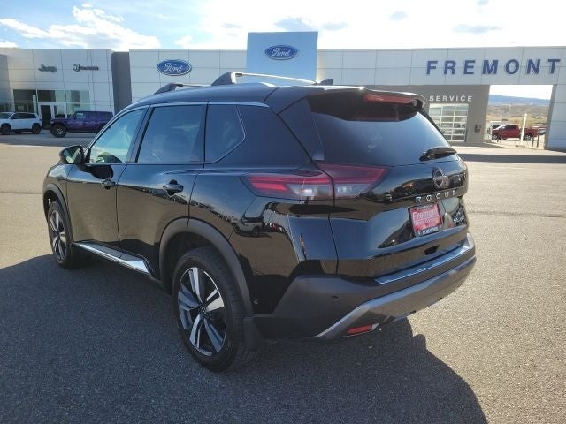 2023 Nissan Rogue SL