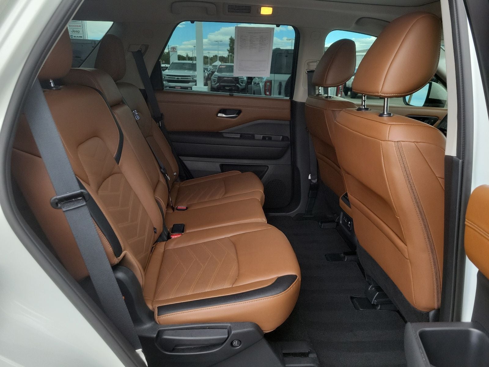 2024 Nissan Pathfinder Platinum