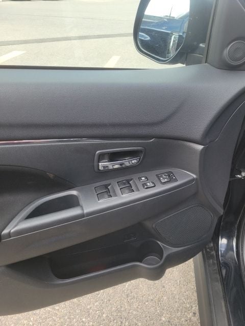 2025 Mitsubishi Outlander Sport Base